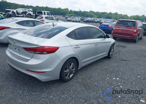 2017 Hyundai Elantra Se z USA, uszkodzony, nr VIN 5NPD84LF3HH065067
